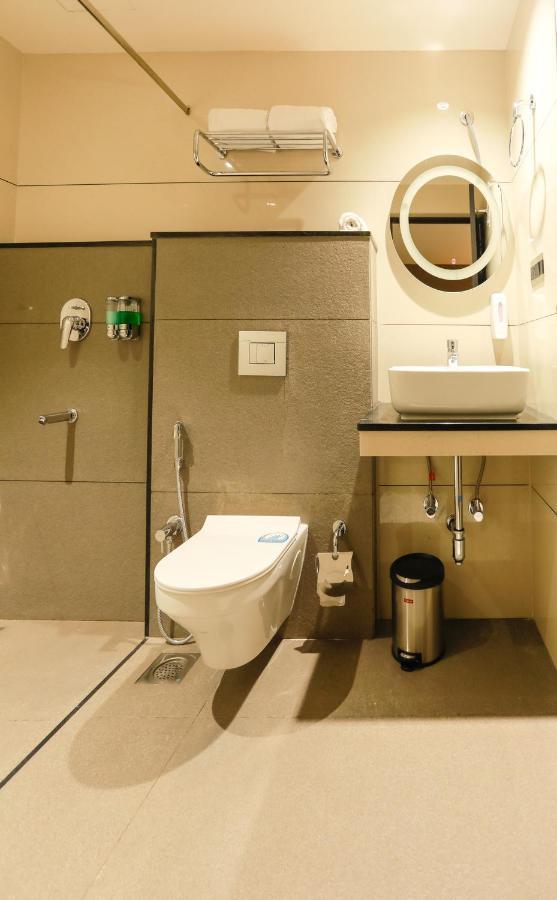 As Airport Inn Kochi Kültér fotó